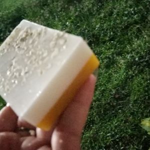 Jabón artesanal de avena café y miel